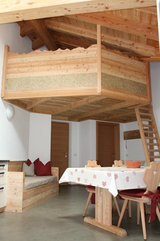 Ferienhaus "Larch Soge" Apartment Racines Ngoại thất bức ảnh