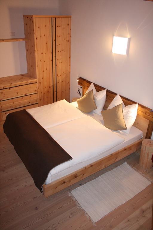 Ferienhaus "Larch Soge" Apartment Racines Ngoại thất bức ảnh
